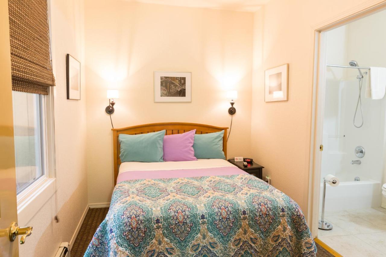 Hotel Cathlamet Extérieur photo