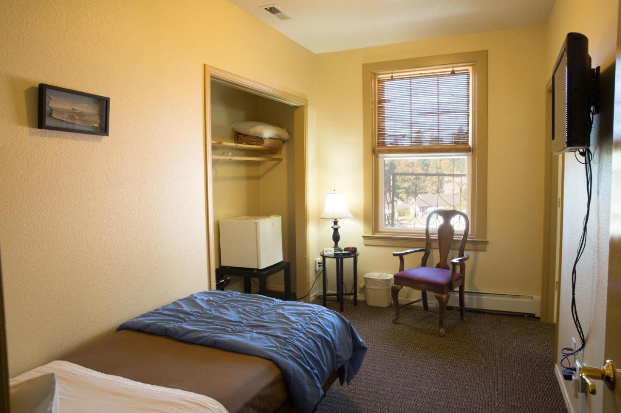 Hotel Cathlamet Extérieur photo