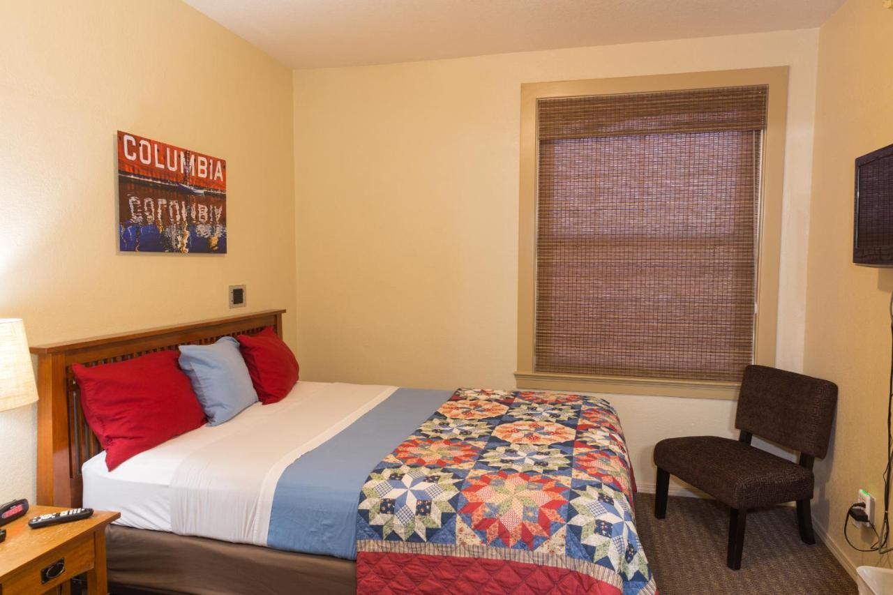Hotel Cathlamet Extérieur photo